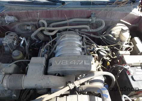 2004 Toyota Sequoia Sr5 V8 z USA, uszkodzony, nr VIN 5TDBT44A24S208829